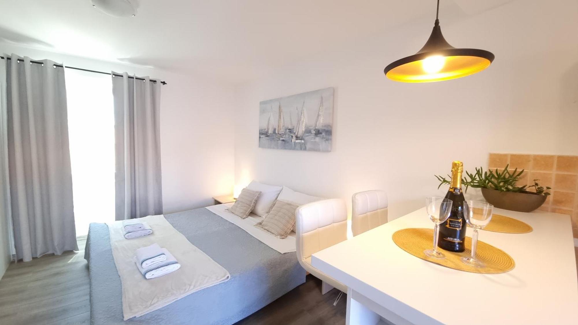 Apartments Skoljka Jezera Zewnętrze zdjęcie
