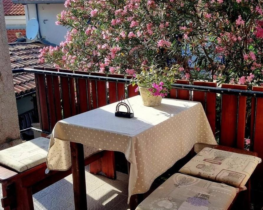 Apartments Skoljka Jezera Zewnętrze zdjęcie